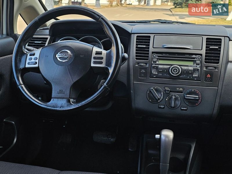 Седан Nissan Versa 2007 в Киеве фото 21 Седан Nissan Versa 2007 в Киеве