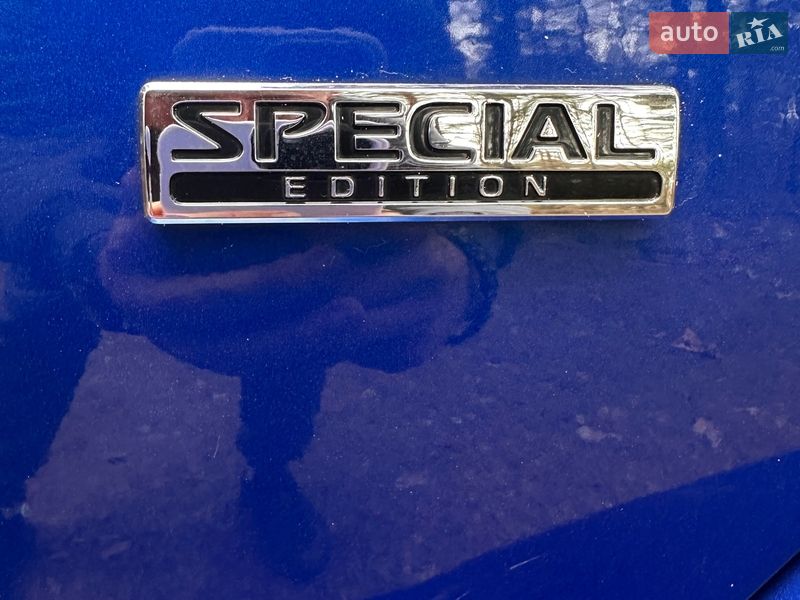 Седан Nissan Versa 2012 в Василькове