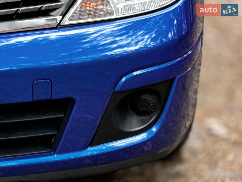 Седан Nissan Versa 2012 в Василькове