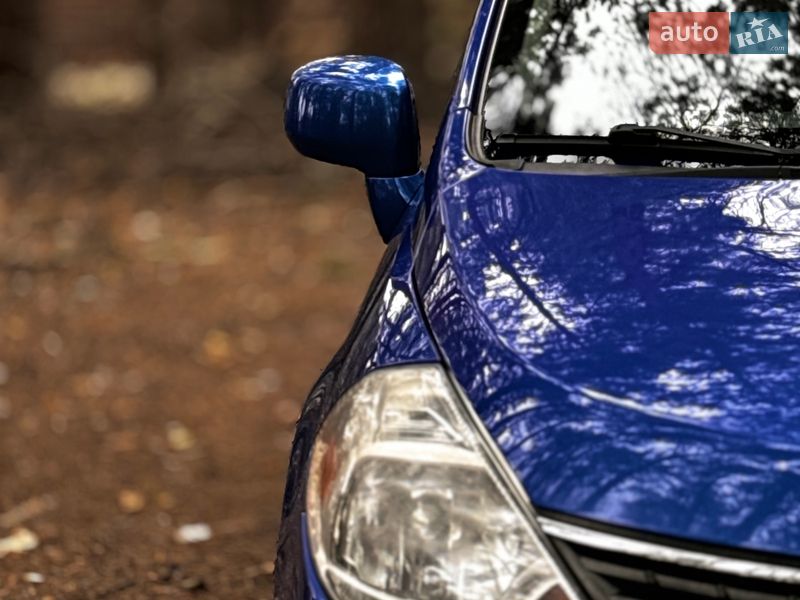 Седан Nissan Versa 2012 в Василькове