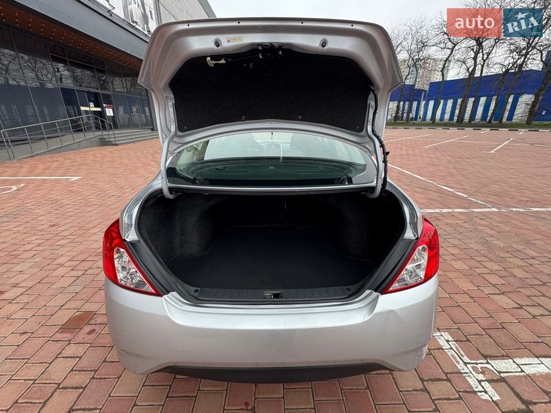 Седан Nissan Versa 2018 в Одесі фото 31 Седан Nissan Versa 2018 в Одесі