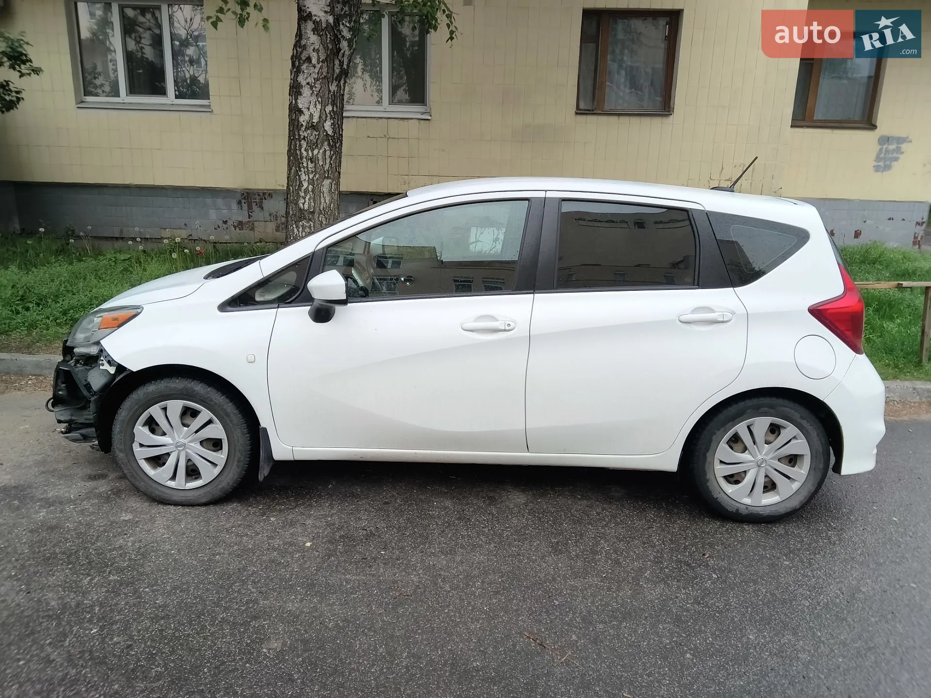 2017 Nissan Versa - мініатюра 5