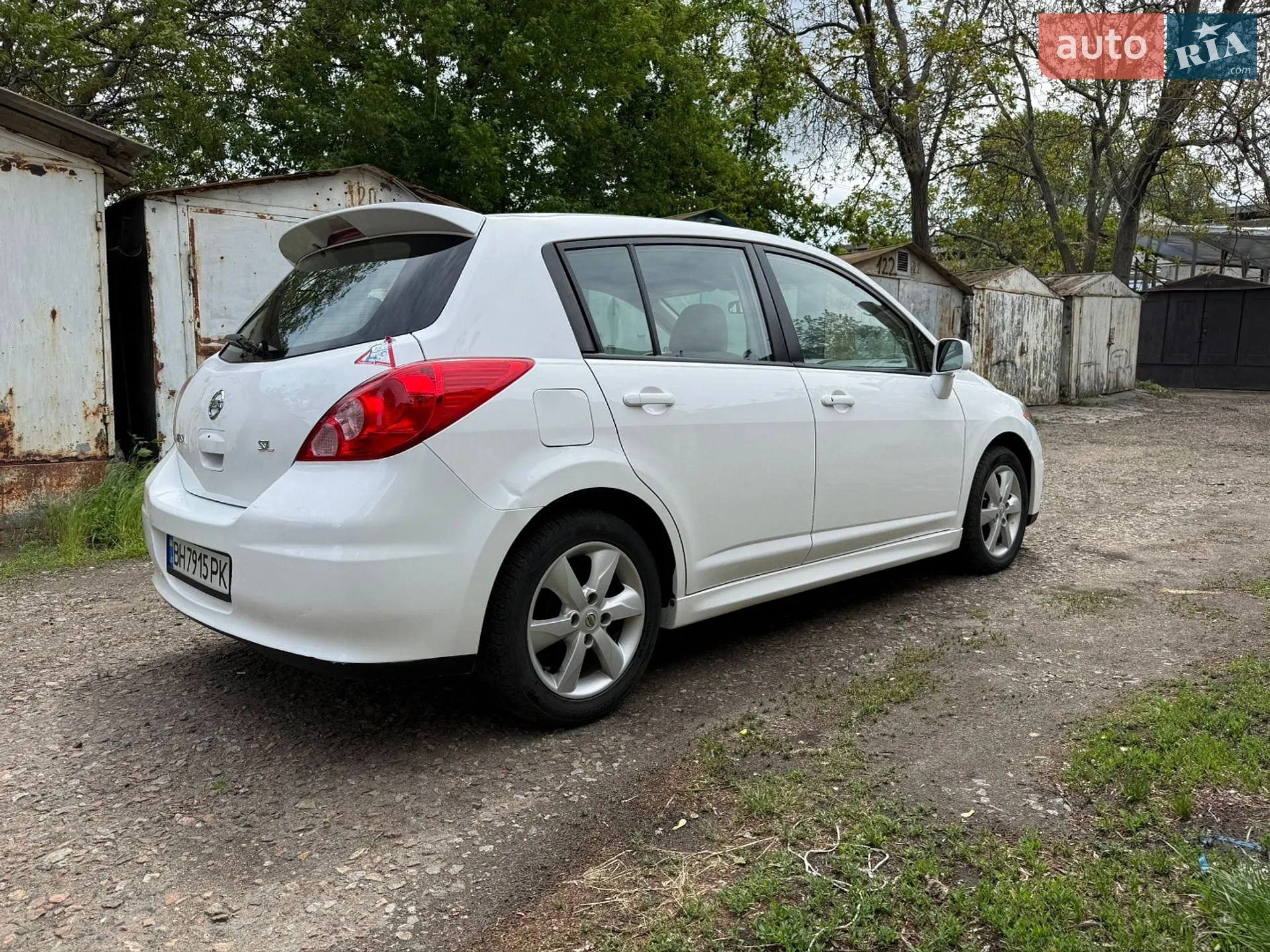 2010 Nissan Versa - мініатюра 15