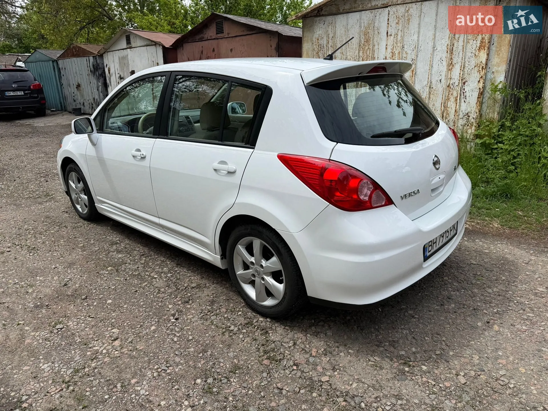 2010 Nissan Versa - мініатюра 22
