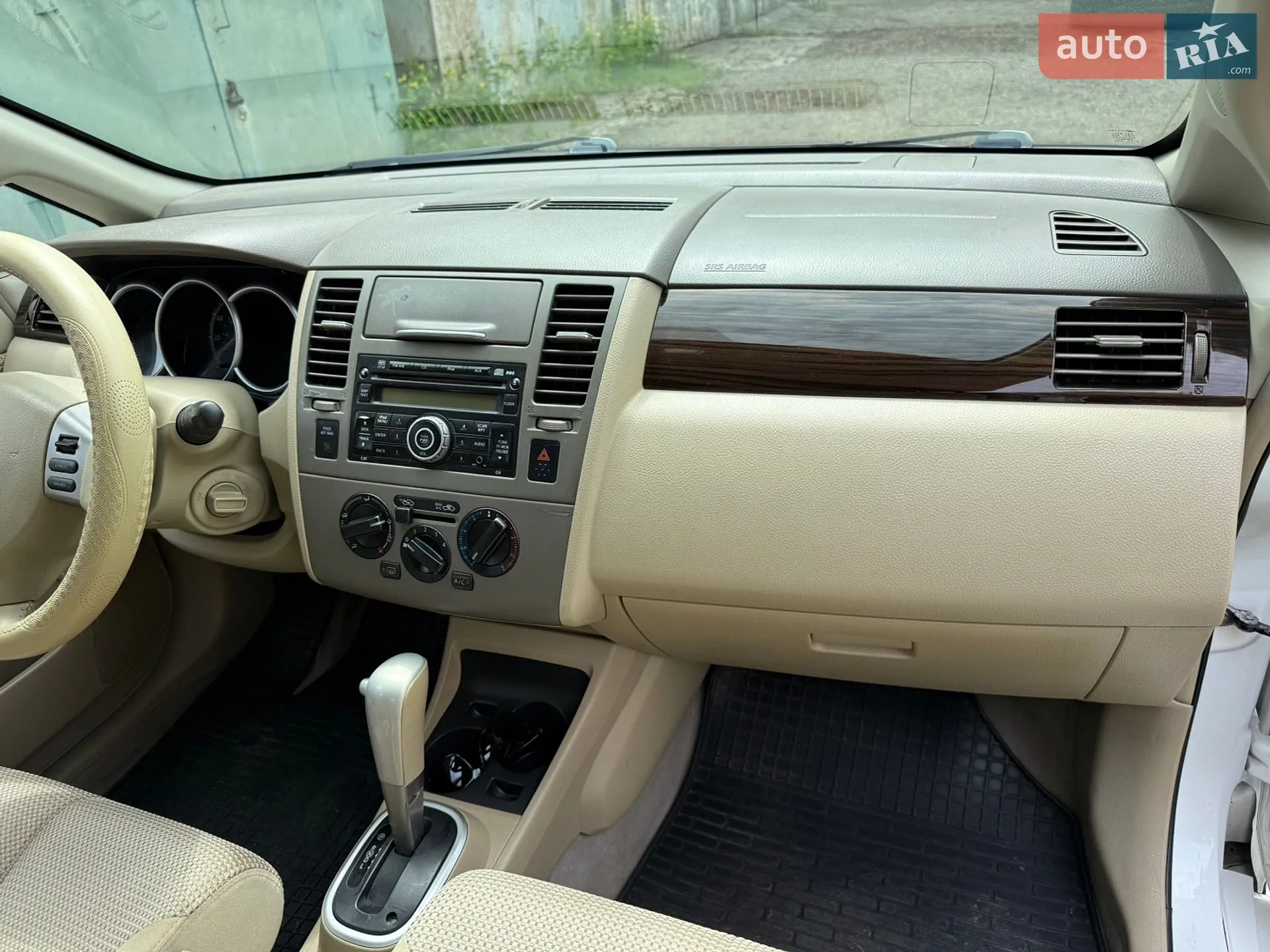 2010 Nissan Versa - мініатюра 42