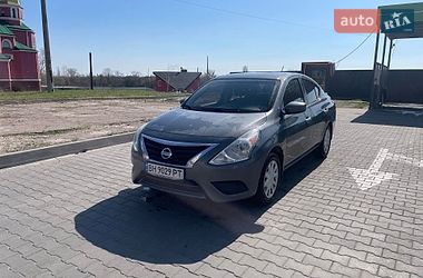 Седан Nissan Versa 2016 в Каменском фото 3 Седан Nissan Versa 2016 в Каменском