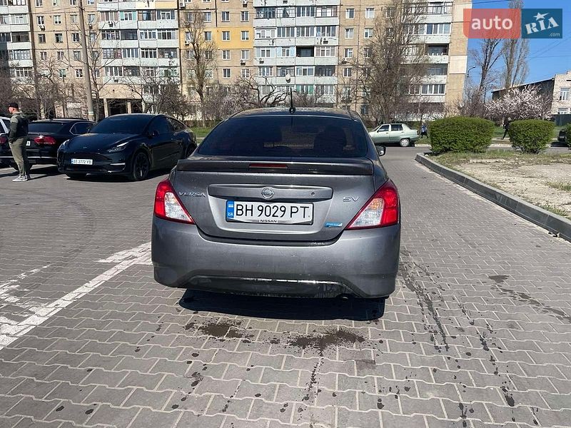 Седан Nissan Versa 2016 в Каменском фото 10 Седан Nissan Versa 2016 в Каменском