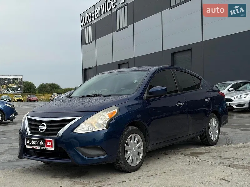 Nissan Versa