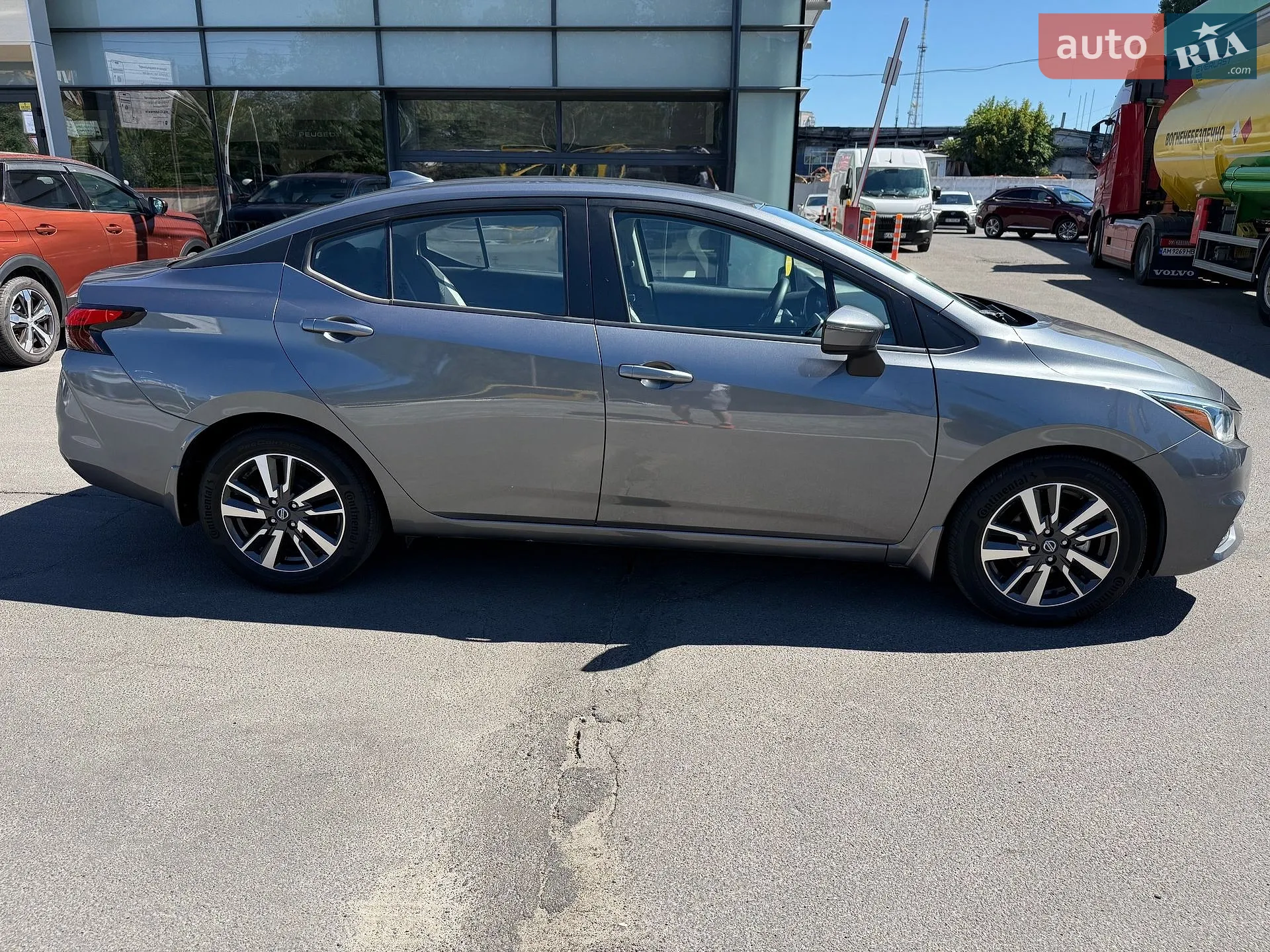 2020 Nissan Versa - мініатюра 4