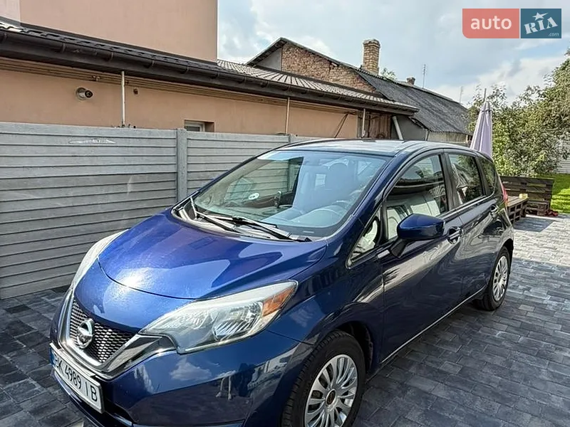 Nissan Versa