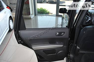 Внедорожник / Кроссовер Nissan X-Trail 2014 в 