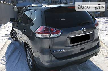 Внедорожник / Кроссовер Nissan X-Trail 2016 в Днепре