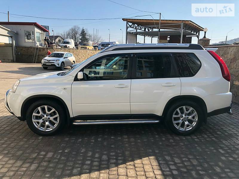 Nissan X-Trail 2012 года