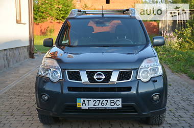 Внедорожник / Кроссовер Nissan X-Trail 2011 в Надворной