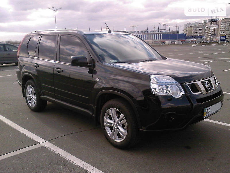 Позашляховик / Кросовер Nissan X-Trail 2010 в Києві