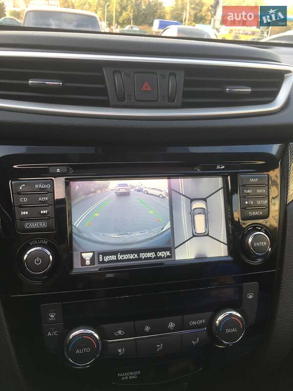 Позашляховик / Кросовер Nissan X-Trail 2015 в Полтаві