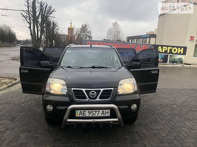 Позашляховик / Кросовер Nissan X-Trail 2003 в Луцьку