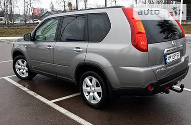 Внедорожник / Кроссовер Nissan X-Trail 2009 в 