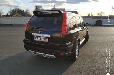 Позашляховик / Кросовер Nissan X-Trail 2008 в 