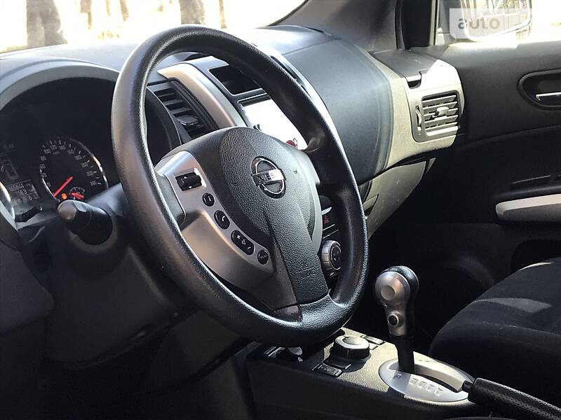 Позашляховик / Кросовер Nissan X-Trail 2010 в Києві
