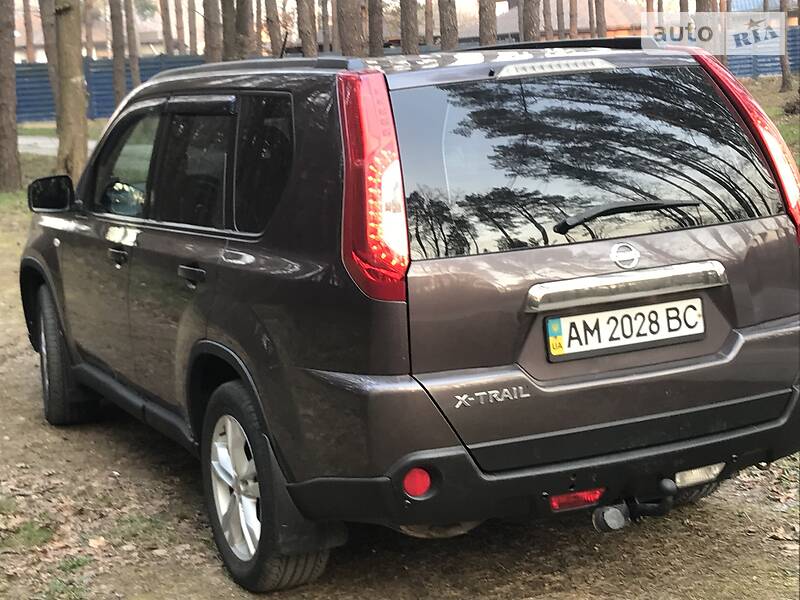 Позашляховик / Кросовер Nissan X-Trail 2010 в Києві