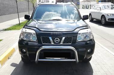 Позашляховик / Кросовер Nissan X-Trail 2003 в 