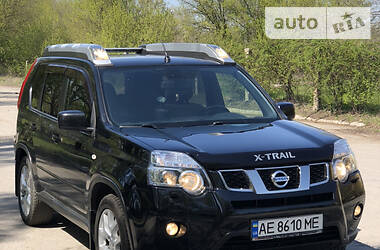 Универсал Nissan X-Trail 2013 в Синельниково