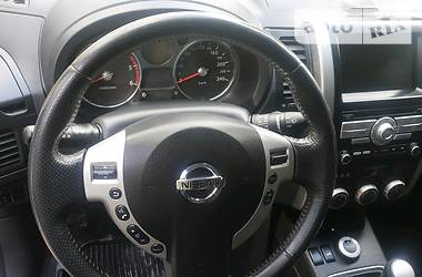 Позашляховик / Кросовер Nissan X-Trail 2010 в 
