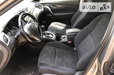 Позашляховик / Кросовер Nissan X-Trail 2014 в 
