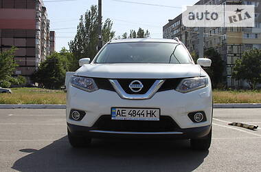 Позашляховик / Кросовер Nissan X-Trail 2014 в Дніпрі