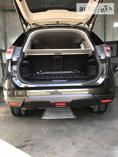 Позашляховик / Кросовер Nissan X-Trail 2014 в Городищеві