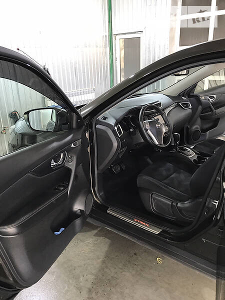 Позашляховик / Кросовер Nissan X-Trail 2014 в Городищеві