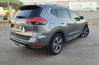 Внедорожник / Кроссовер Nissan X-Trail 2017 в Запорожье