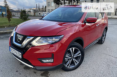 Внедорожник / Кроссовер Nissan X-Trail 2018 в Тернополе