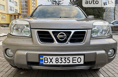 Внедорожник / Кроссовер Nissan X-Trail 2002 в Каменец-Подольском