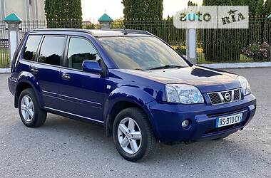 Позашляховик / Кросовер Nissan X-Trail 2004 в Дубні