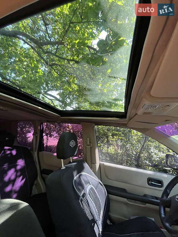 Внедорожник / Кроссовер Nissan X-Trail 2003 в Кривом Роге