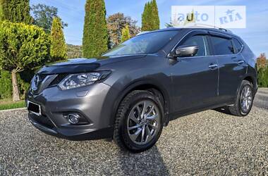 Позашляховик / Кросовер Nissan X-Trail 2017 в Києві