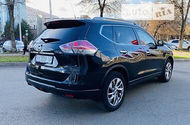 Внедорожник / Кроссовер Nissan X-Trail 2015 в Киеве