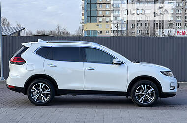 Внедорожник / Кроссовер Nissan X-Trail 2020 в Днепре