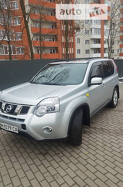 Внедорожник / Кроссовер Nissan X-Trail 2013 в Тернополе