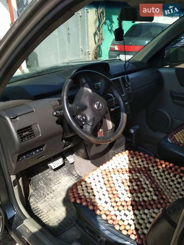 Позашляховик / Кросовер Nissan X-Trail 2007 в Новодністровську фото 2 Позашляховик / Кросовер Nissan X-Trail 2007 в Новодністровську