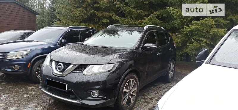 Позашляховик / Кросовер Nissan X-Trail 2015 в Коломиї