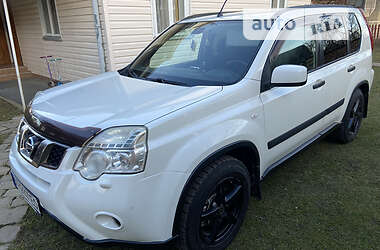 Внедорожник / Кроссовер Nissan X-Trail 2010 в Богородчанах