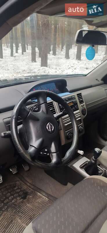 Позашляховик / Кросовер Nissan X-Trail 2006 в Вишгороді