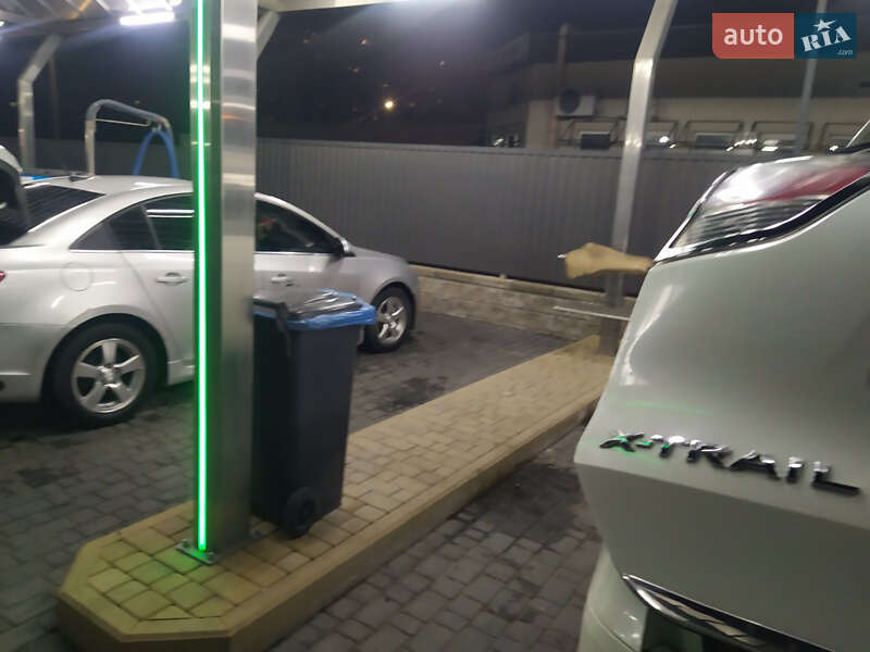 Позашляховик / Кросовер Nissan X-Trail 2015 в Одесі