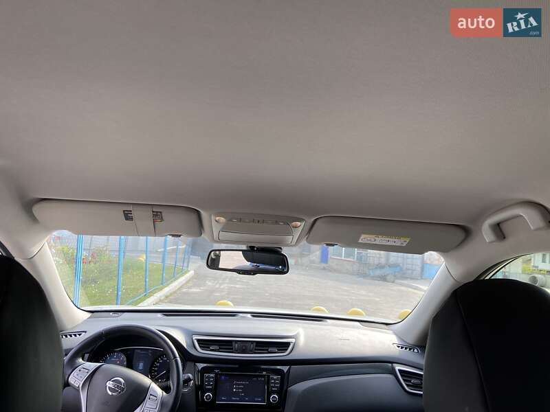 Позашляховик / Кросовер Nissan X-Trail 2017 в Хмельницькому