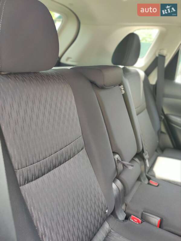 Позашляховик / Кросовер Nissan X-Trail 2018 в Першотравенську