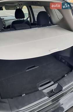 Внедорожник / Кроссовер Nissan X-Trail 2016 в Мукачево