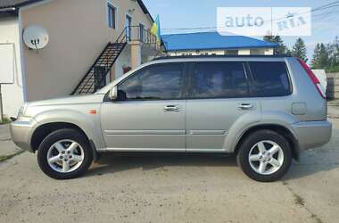 Внедорожник / Кроссовер Nissan X-Trail 2003 в Черновцах